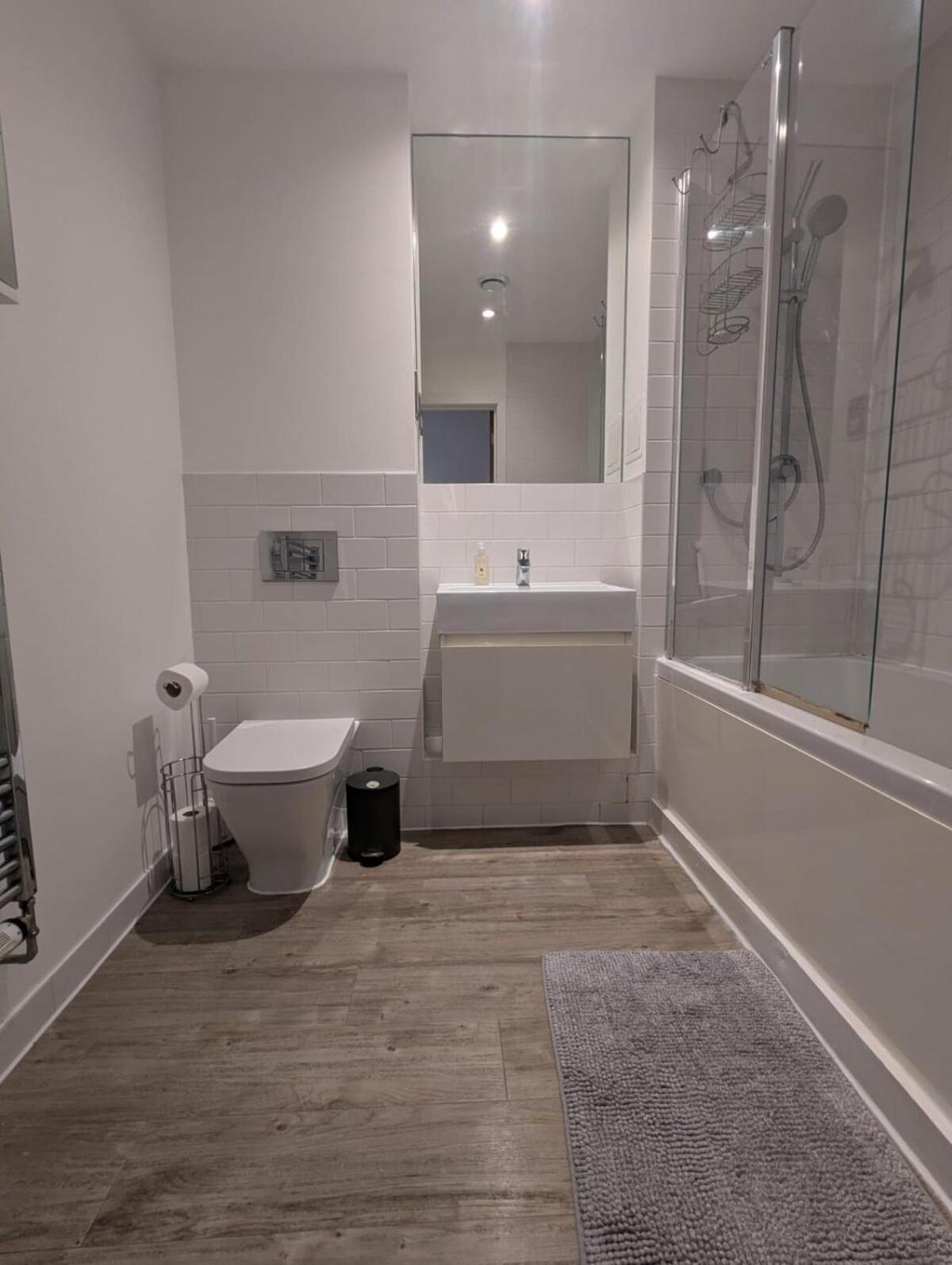 Modern Large Flat 1min To Stockwell Station With Skyscraper View Appartement
