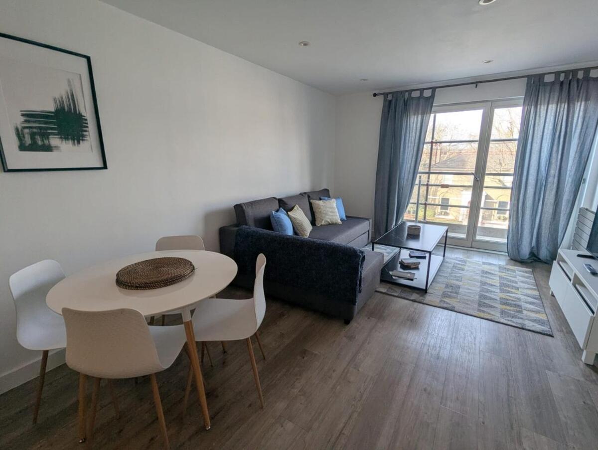 Modern Large Flat 1min To Stockwell Station With Skyscraper View Londres